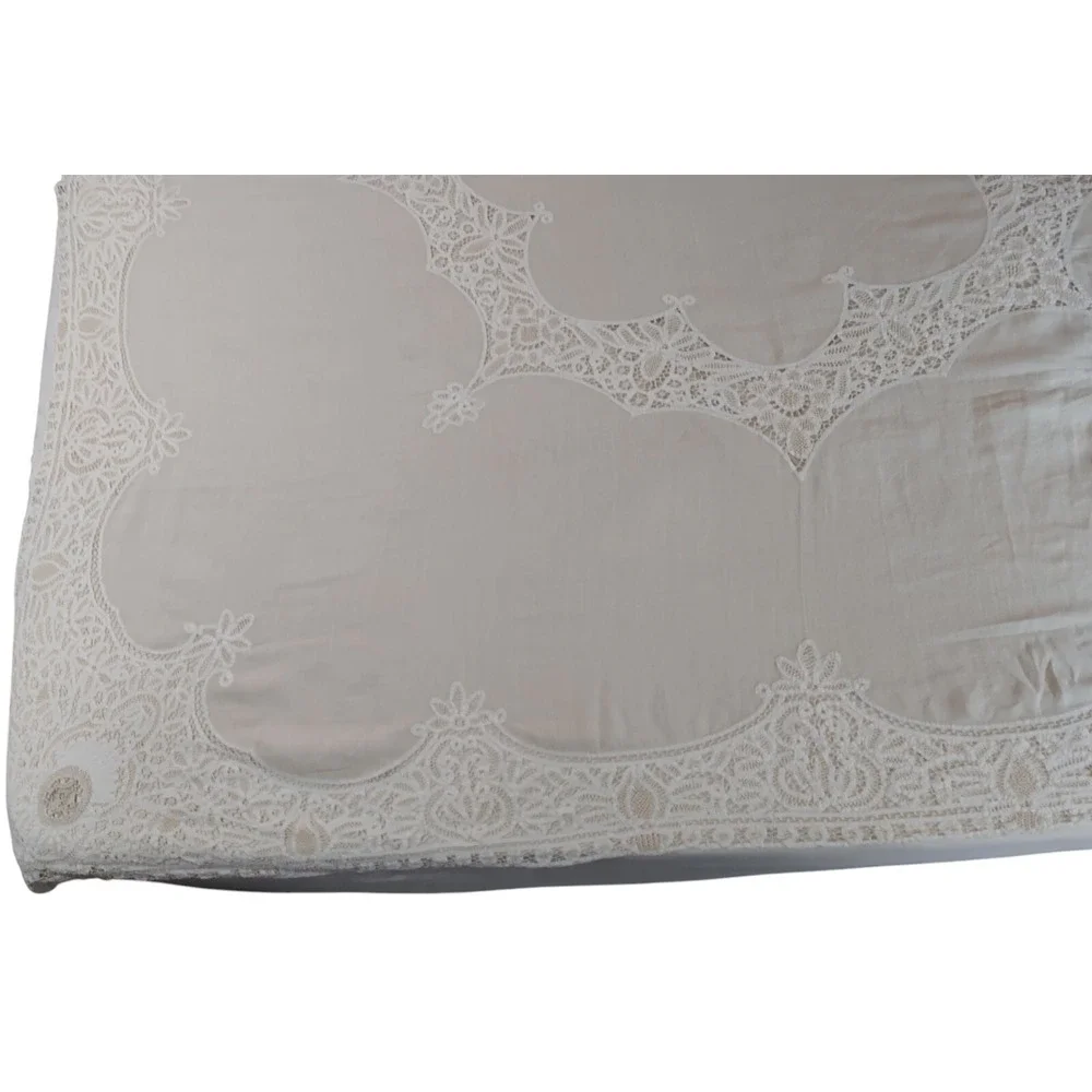 Vintage Irish Battenberg Lace Tablecloth and Six Napkins Set Cotton 56x59 Inches